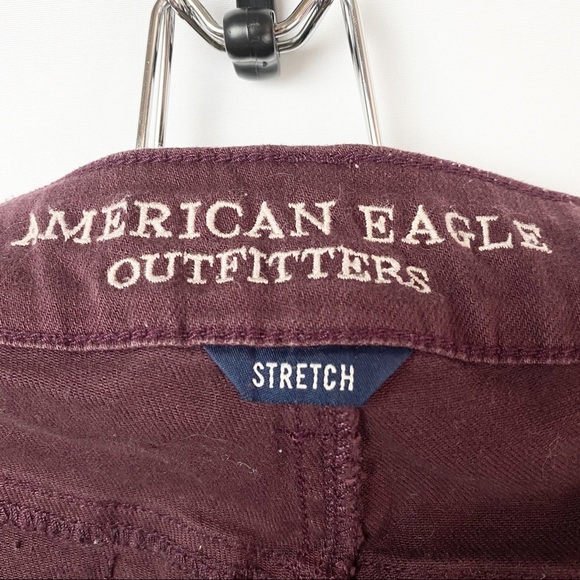 American Eagle Shortie Shorts Maroon Distressed - Picture 4 of 5